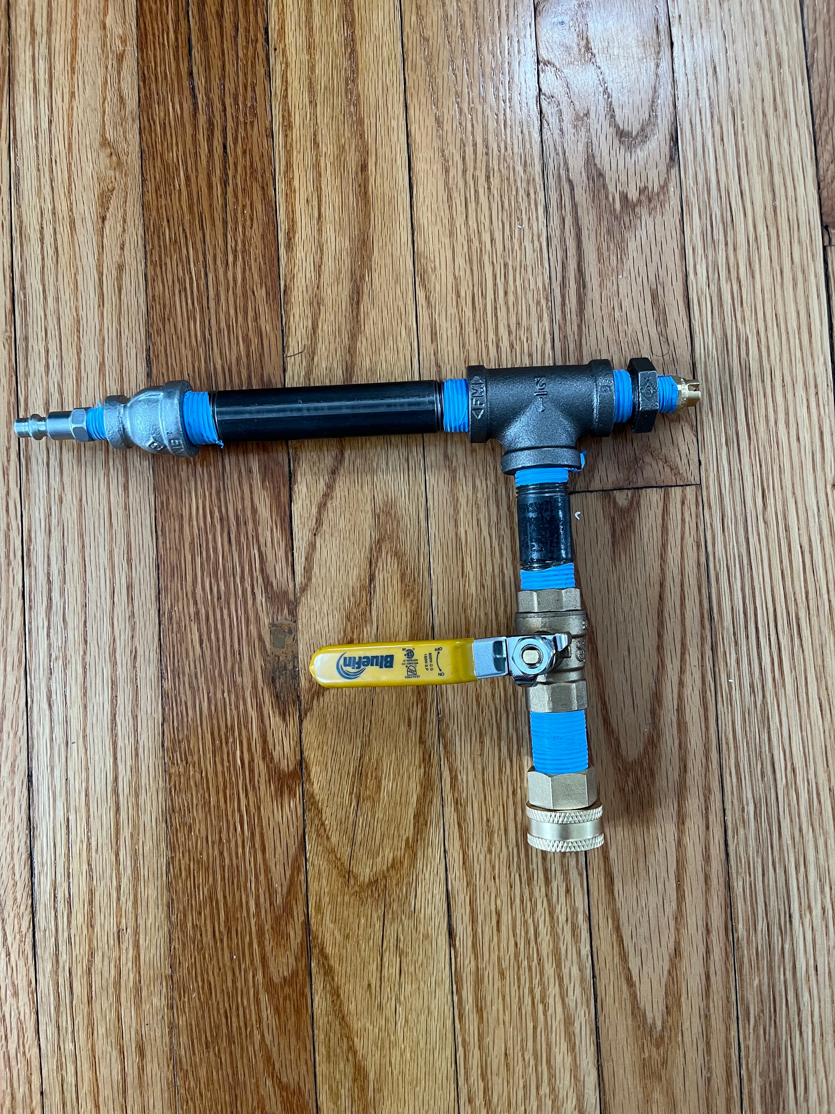 One Nozzle Snowmaker — plumbing assembly
